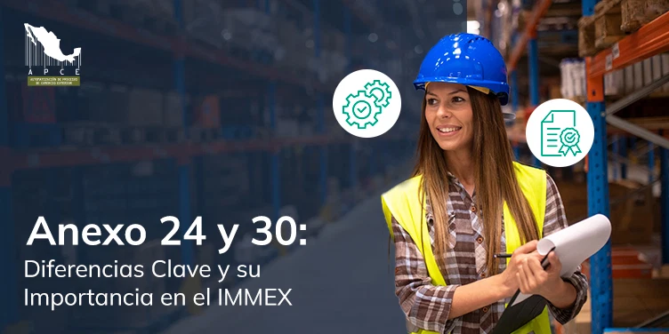 Mujer joven con casco azul, chaleco amarillo y tablilla de apuntes haciendo una inspección del cumplimiento de los anexos 24 y 30